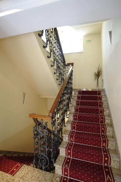 Aleksandar Palas Belgrado Exterior foto